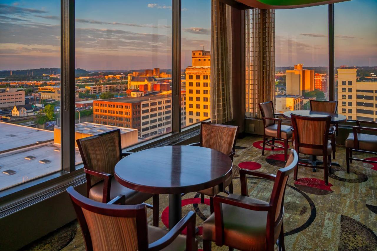Radisson Dayton Convention Center Hotel ภายนอก รูปภาพ