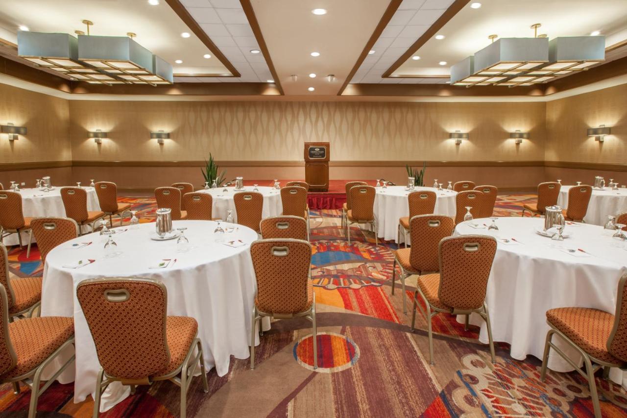 Radisson Dayton Convention Center Hotel ภายนอก รูปภาพ