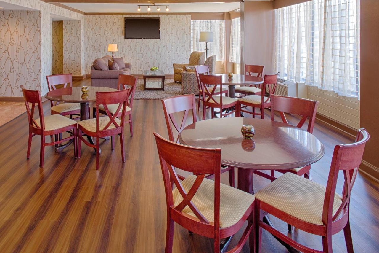 Radisson Dayton Convention Center Hotel ภายนอก รูปภาพ