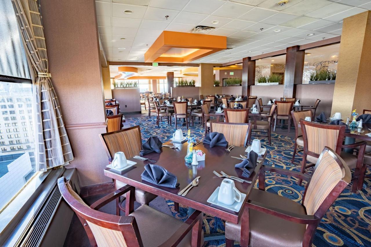Radisson Dayton Convention Center Hotel ภายนอก รูปภาพ